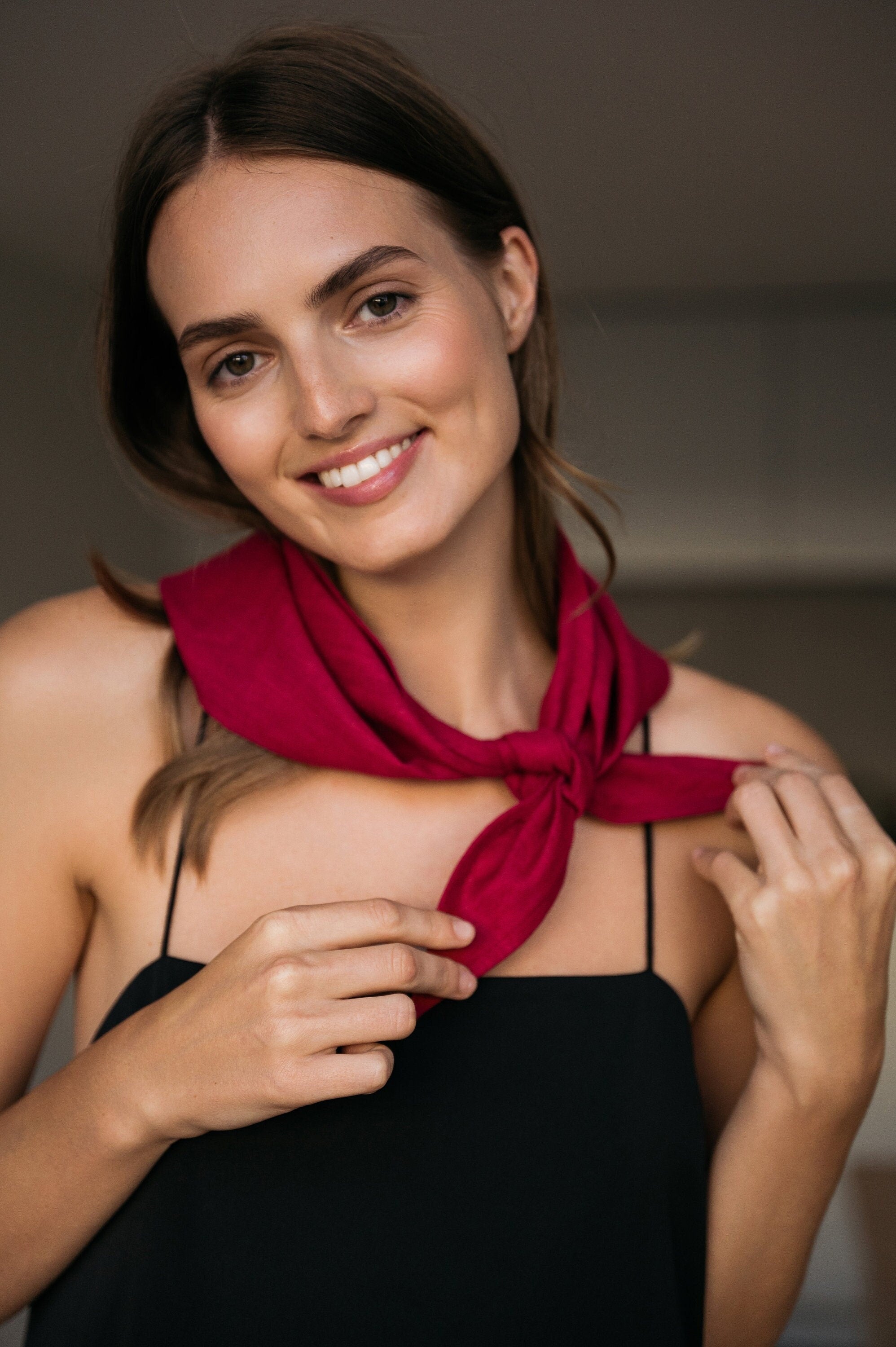 NATURE — Cerise Linen Bandana