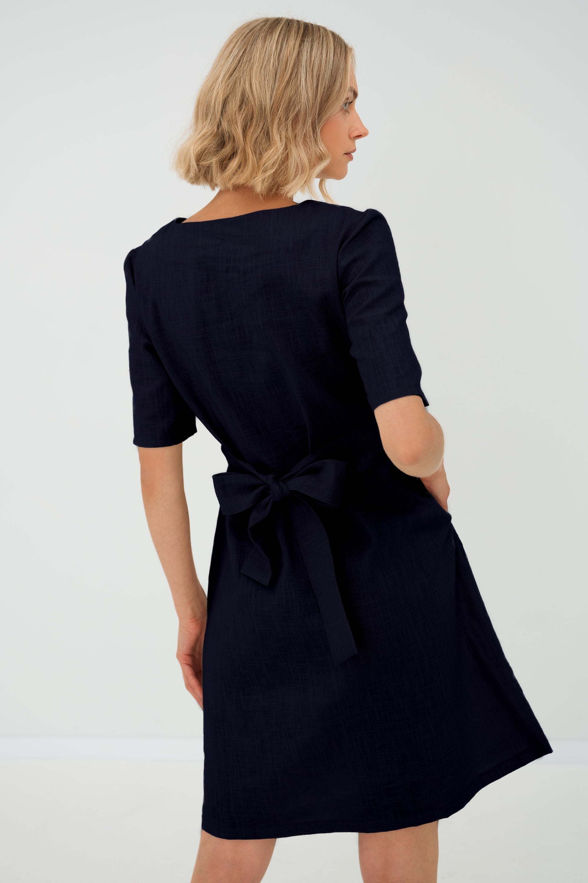 LOLITA — Stonewashed-Leinenkleid, Tiefblau (L)