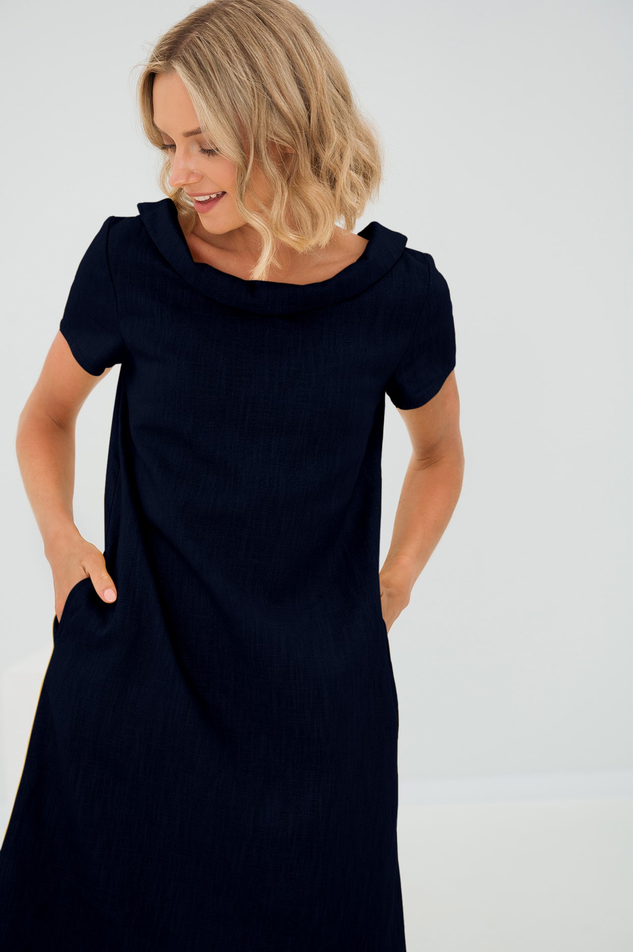 For This Chapter: Linen Dress Story Deep blue#Color_Deep blue