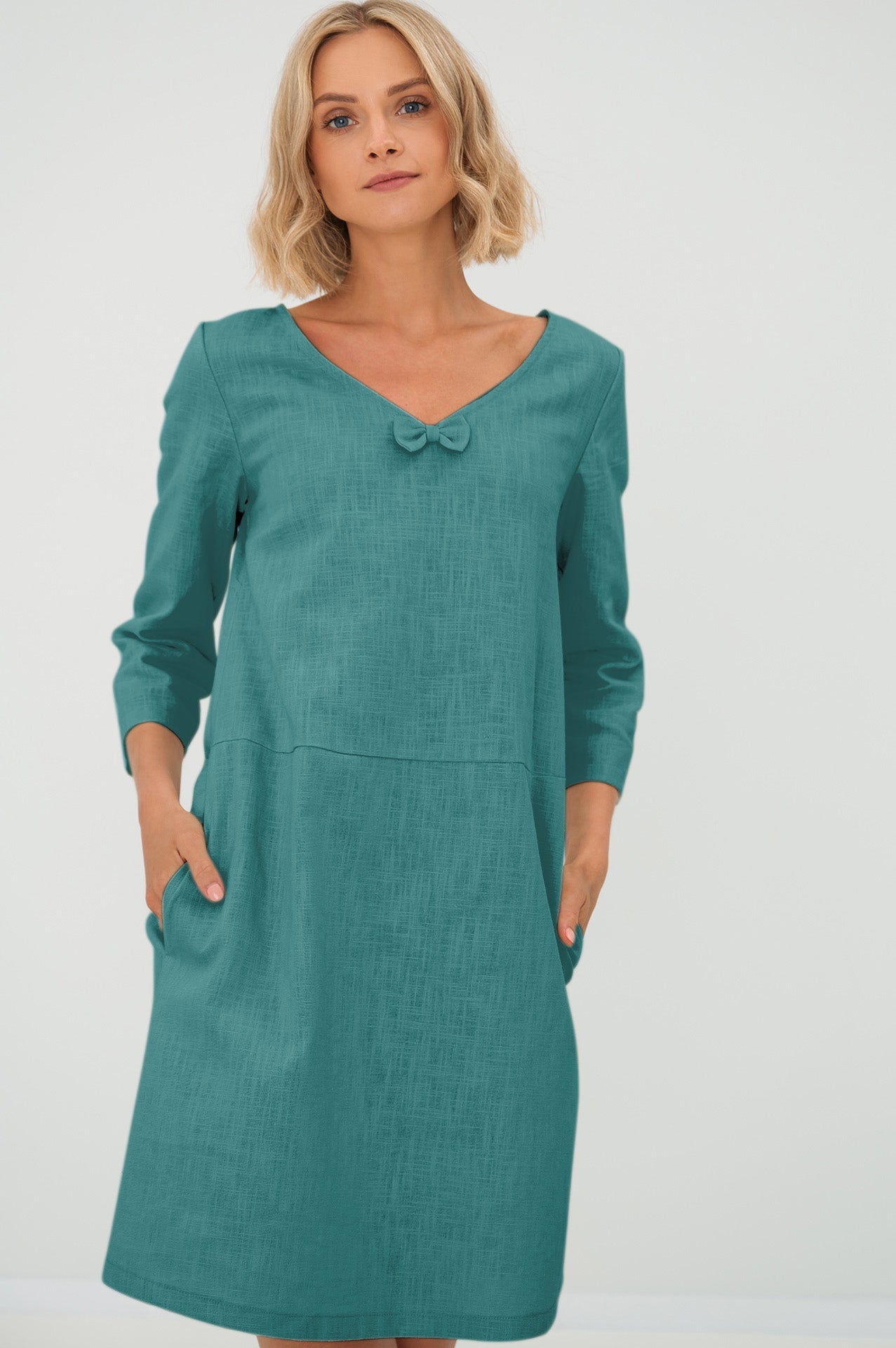 Linen dress SUN — Stonewashed V-Neck Linen Above the Knee Teal#Color_Teal