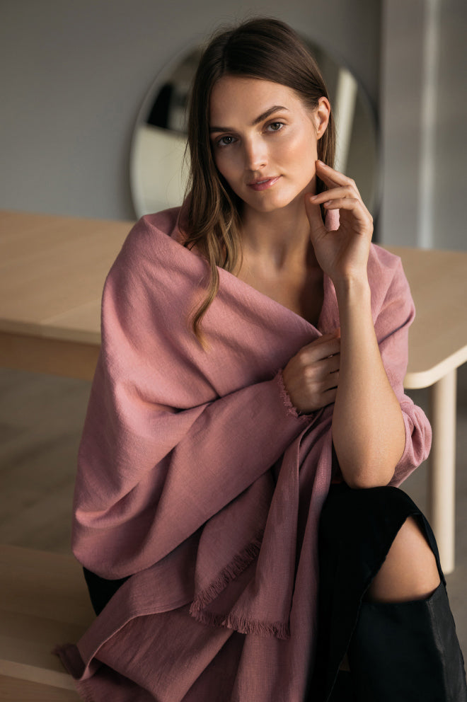 BIG SHADOW — Soft Linen Scarf Wrap — Dusty rose#Color_Dusty rose