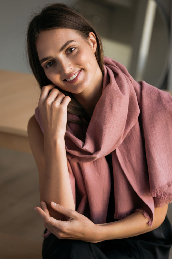 BIG SHADOW — Soft Linen Scarf Wrap — Dusty rose#Color_Dusty rose