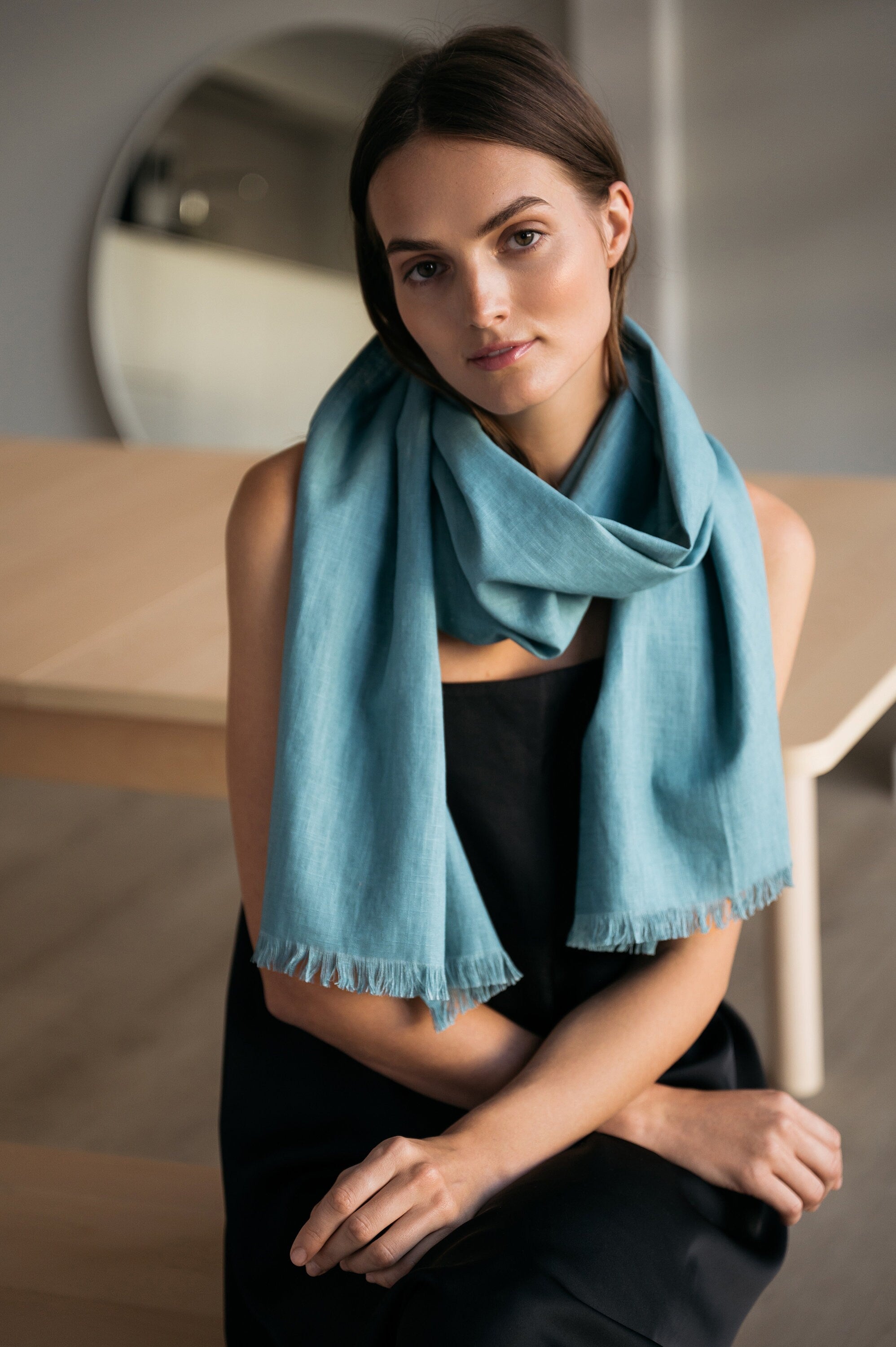 SHADOW — Soft Linen Scarf, Teal